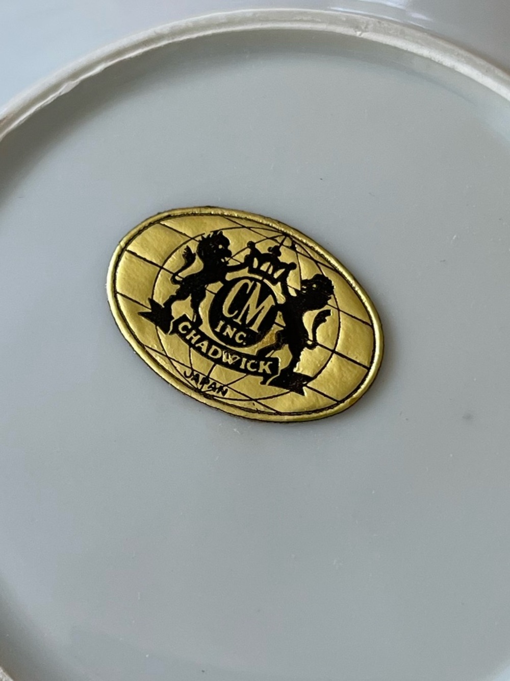 Vintage Cat Trinket Dish with Gray Tabby Portrait - White Made in Japan - Picture 5 of 8